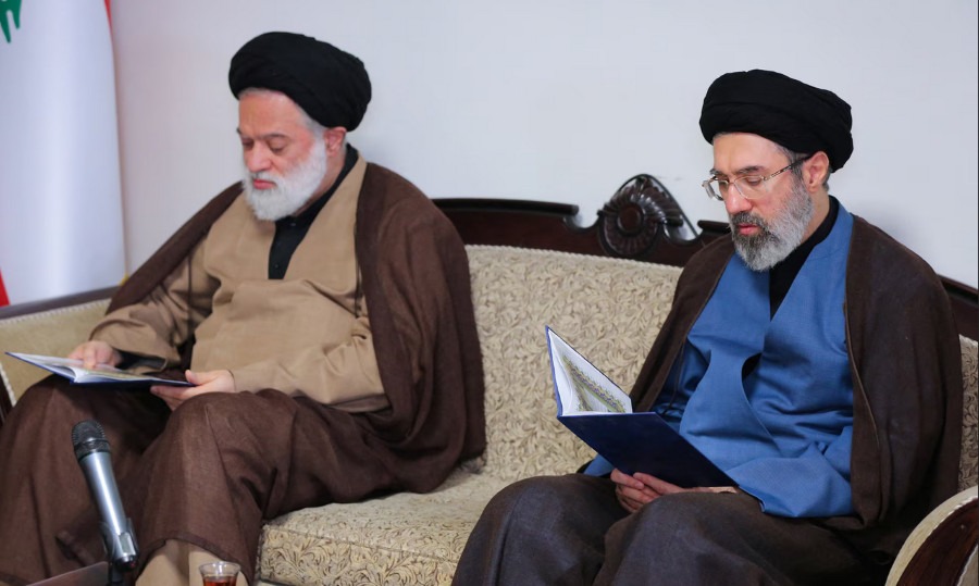 Mojtaba Khamenei Emerges as Key Contender to Succeed Iran’s Supreme Leader