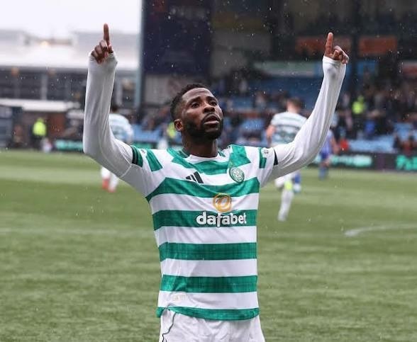 Iheanacho Shines as Celtic Crush St Mirren