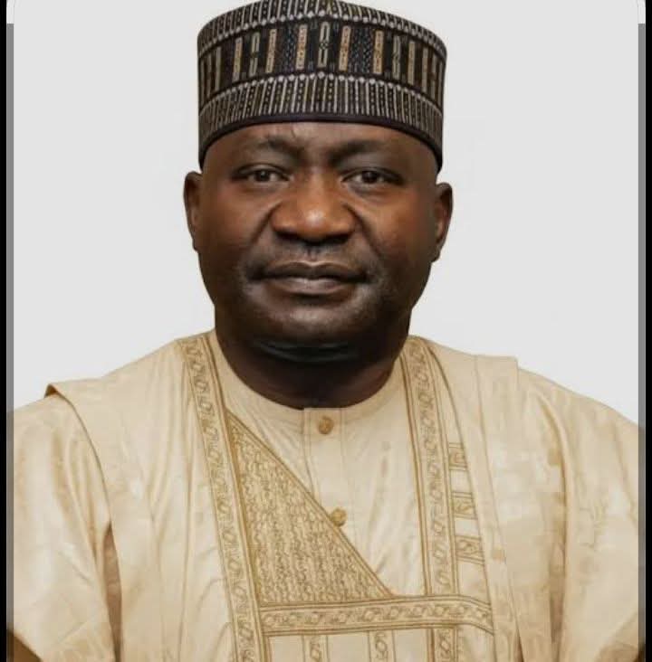 Defence Minister Reaffirms Support for Families of Fallen Nigerian Heroes