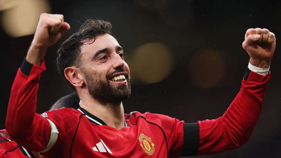 Bruno Fernandes Wins Premier League Player of the Season as Nico O’Reilly Claims Young Player Award