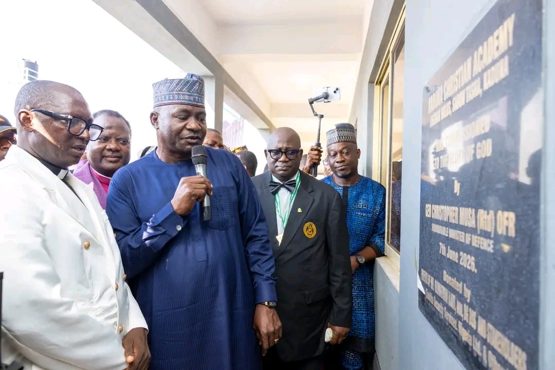 Defence Minister Says Education Key to Defeating Terrorism and Extremism