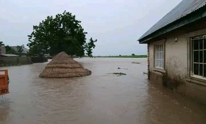 Flash Flood Destroys Millions of Naira in Niger Estate, Residents Warned to Relocate