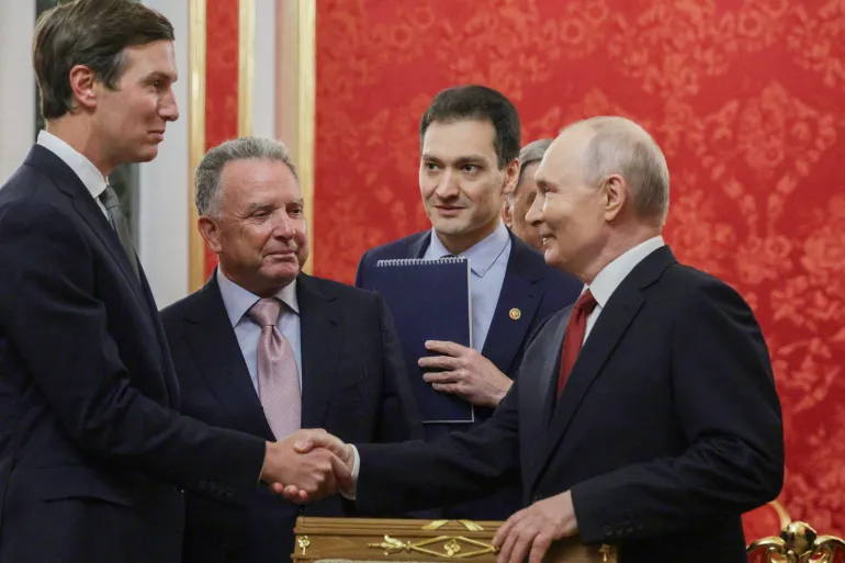 Putin Meets US Envoys as Russia-Ukraine Peace Talks Resume