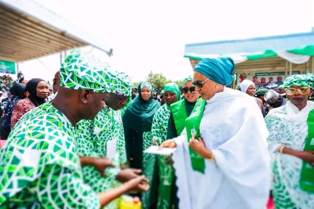 Remi Tinubu Urges Governors to Establish Community Food Banks Across Nigeria